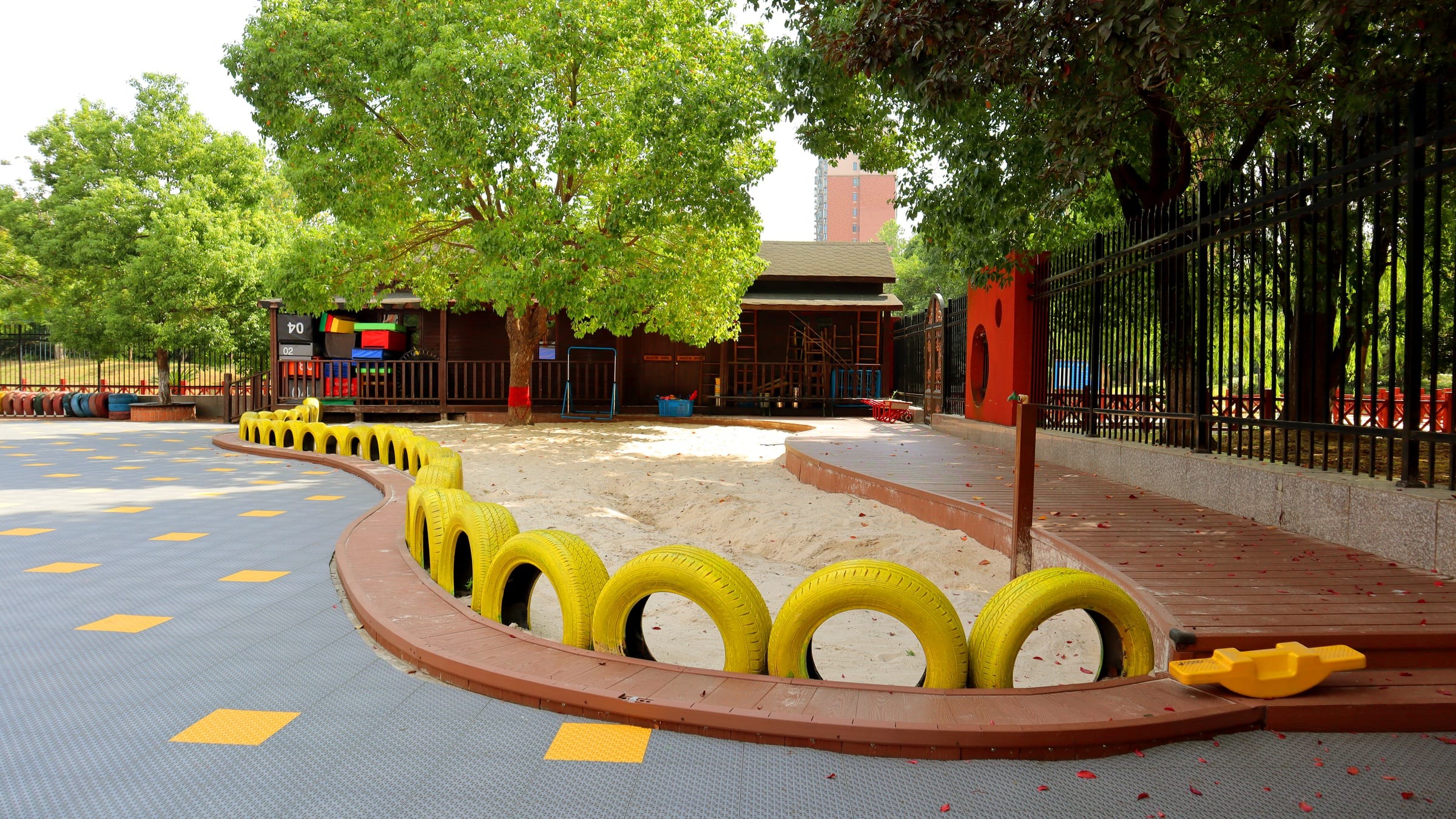 Campus 8